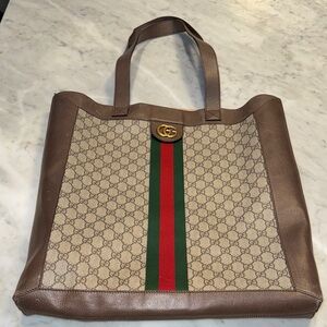 Gucci Brown and Beige Shoulder Bag